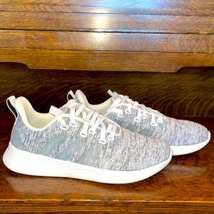 Adidas white/grey Cloudfoam size 8